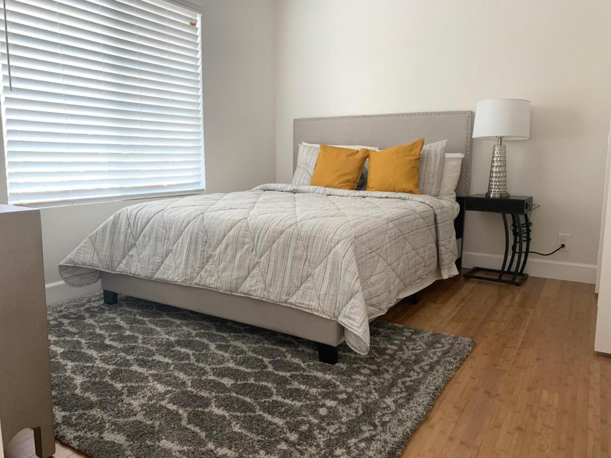 Gated Contemporary 3 Bedroom - 2 Bathroom Home In South La Plus Parking Los Angeles Exteriér fotografie